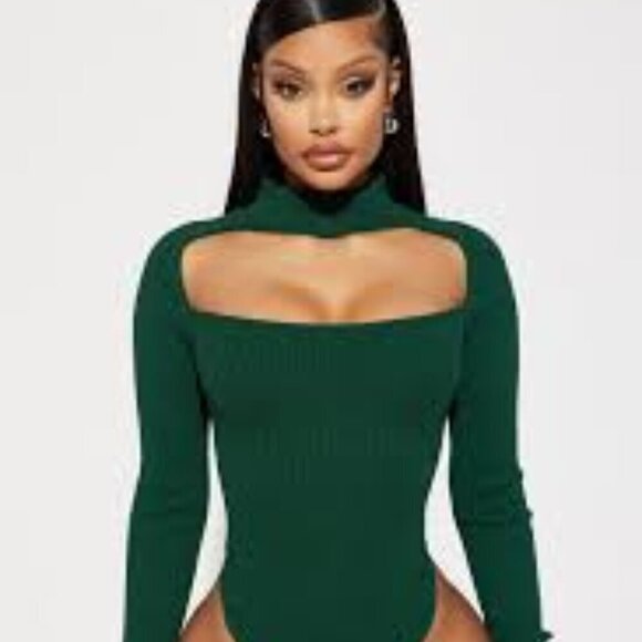 FASHION NOVA DARK GREEN LONG SLEEVE JODECI SWEATER BODYSUIT SIZE SMALL NWT - Picture 1 of 8